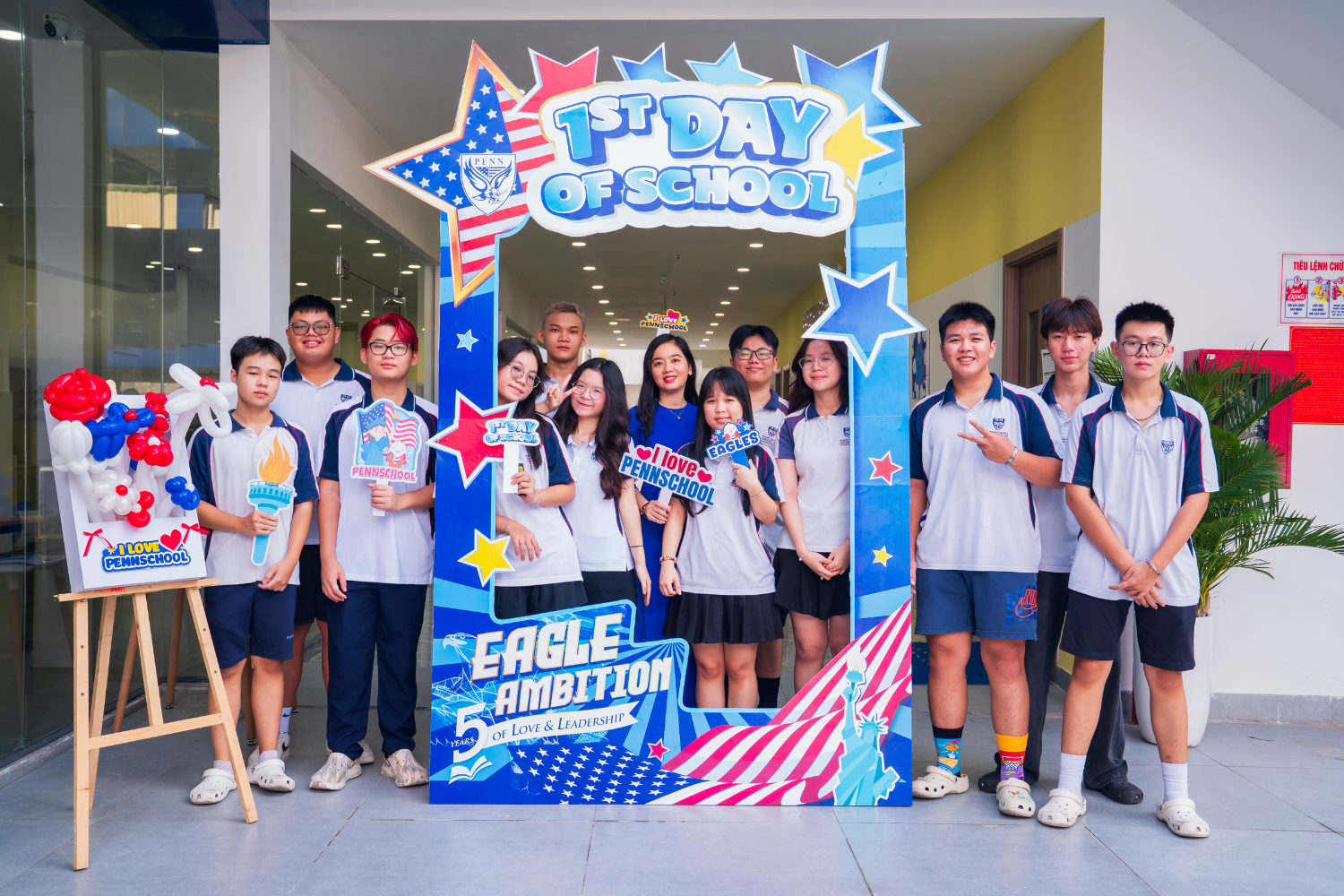 san-sang-hanh-trang-don-chao-nam-hoc-dac-biet