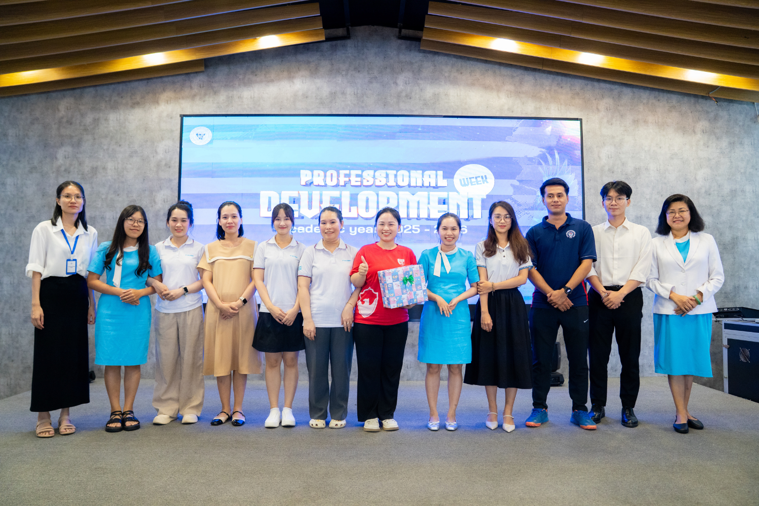 hanh-trinh-hoc-tap-suot-doi-cua-doi-ngu-giao-vien-pennschool