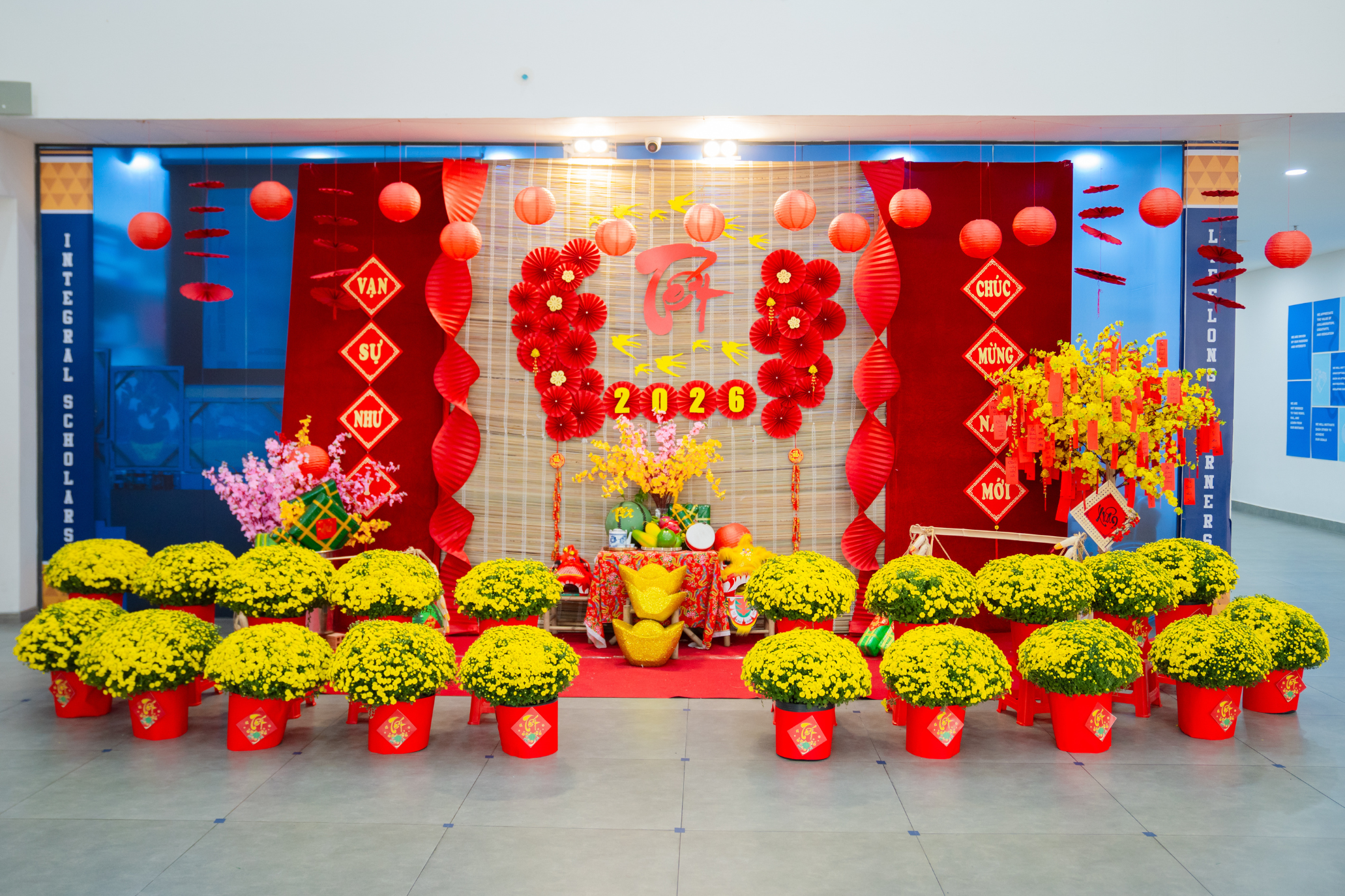 tet-den-xuan-ve-tren-tung-goc-nho-tai-pennschool